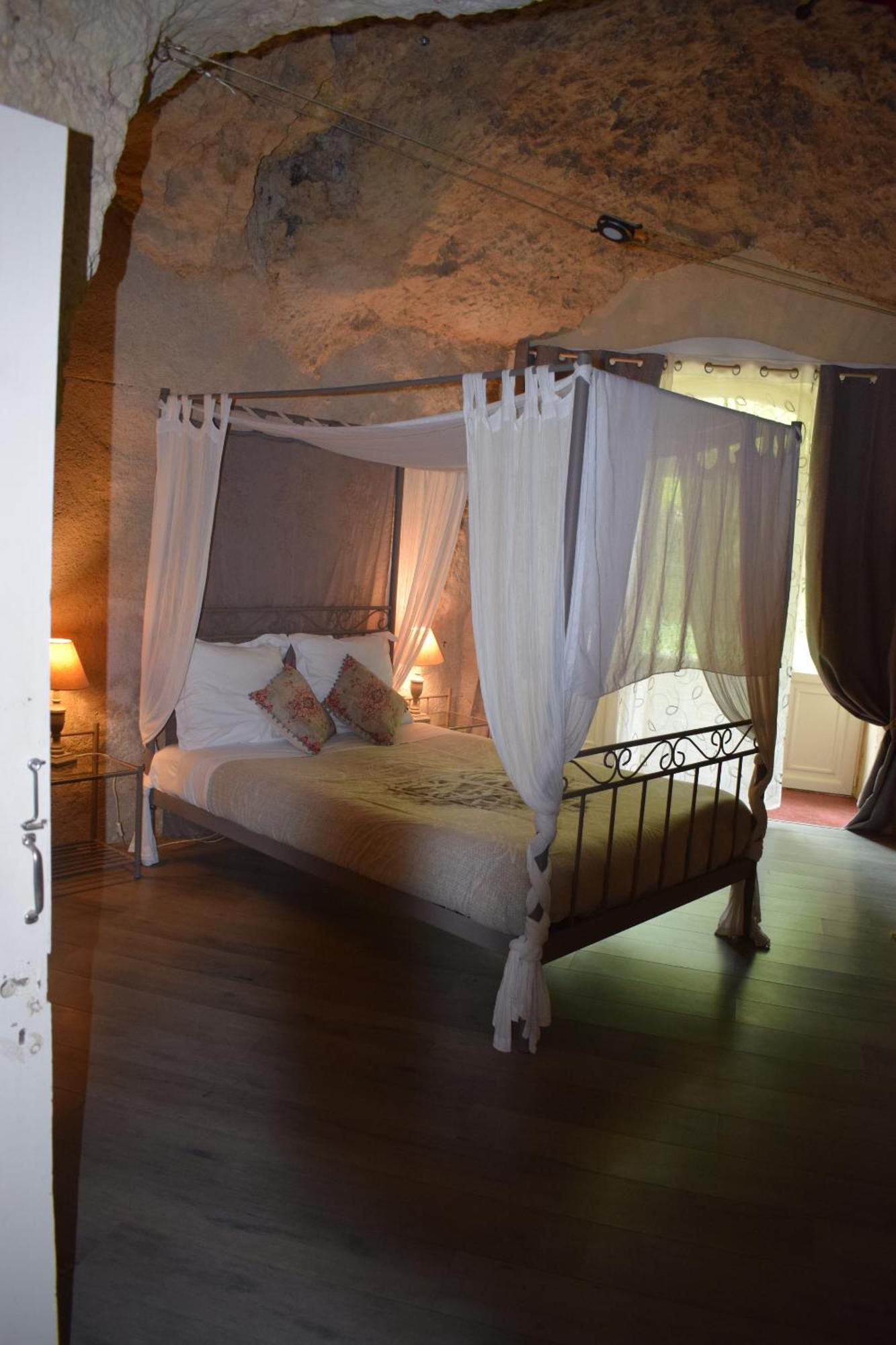 Chambres D'Hotes Troglodytes Le Clos De L'Hermitage Amboise Room photo