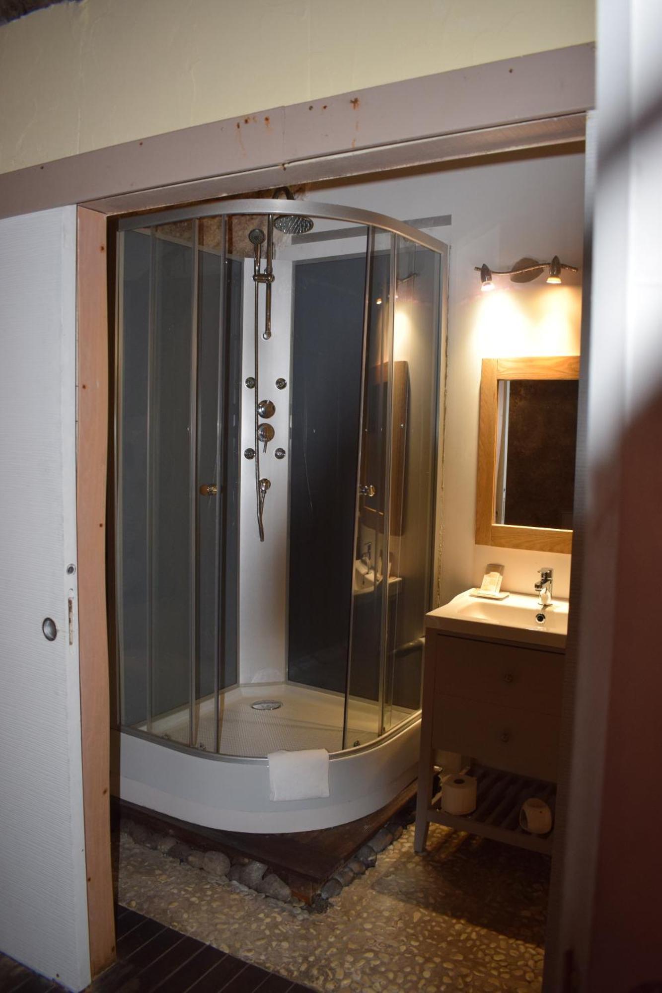 Chambres D'Hotes Troglodytes Le Clos De L'Hermitage Amboise Room photo